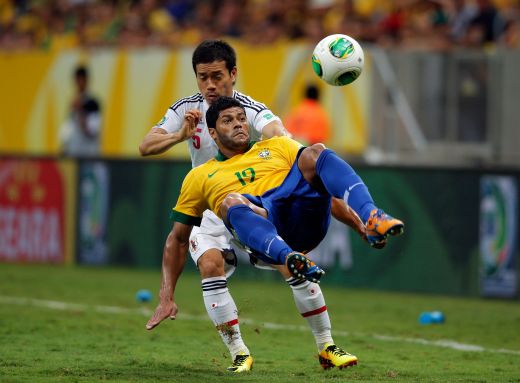 Gol GENIAL Neymar, Hulk, Oscar si Dani Alves au facut SHOW total la Cupa Confederatiilor: Brazilia 3-0 Japonia! Vezi toate fazele:_9