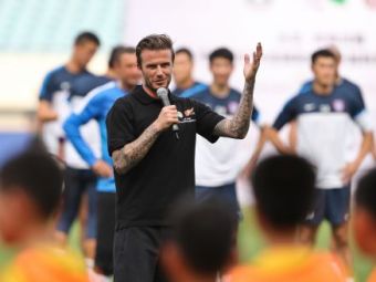 
	Beckham s-a intors: imagini de senzatie din China! Pustii l-au vazut pe idolul a zeci de milioane de suporteri! Cum a fost primit de copii! FOTO
