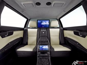 
	FOTO Mercedes lanseaza DISTRUGATORUL de Rolls Royce! Nemtii reinventeaza luxul. Cum arata limuzina de 200.000 de euro!
