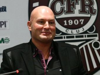 
	Atac DUR la adresa conducatorilor din fotbalul romanesc: Paszkany acuza FRF si LPF! Motivul pentru care Federatia vrea campionat cu 18 echipe: 
