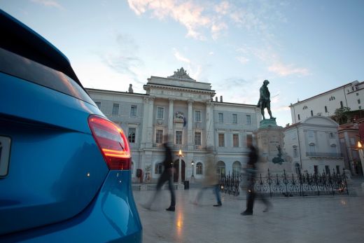 PREMIERA! Primul Mercedes cu motor de DACIA a fost lansat oficial! FOTO, vezi cum arata si cat costa:_20