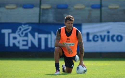 
	Un nou transfer la CFR! Un fundas portughez vine din Italia sa joace la Cluj! Al cincilea transfer din aceasta vara:
