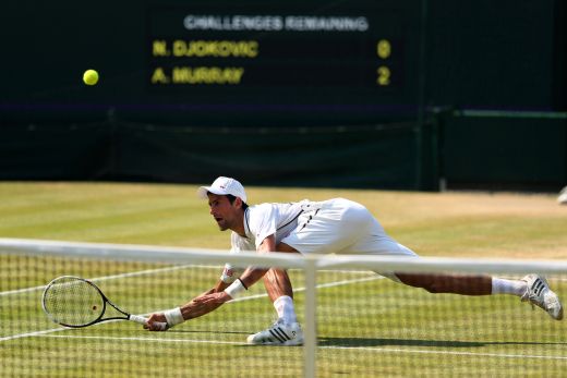 S-a rupt blestemul: Murray a castigat Wimbledon-ul si a devenit primul britanic care cucereste trofeul dupa 77 de ani! Djokovic, rapus in 3 seturi!_2