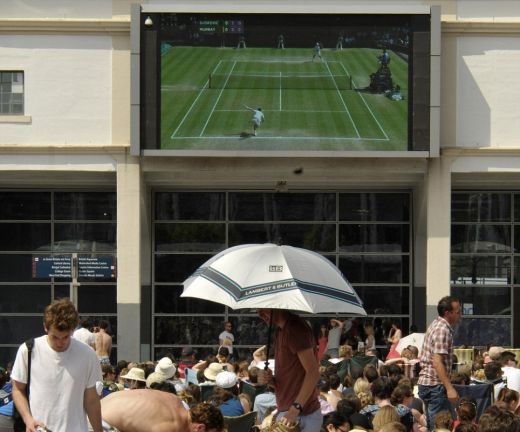 Imagini fantastice: Cum s-a trait victoria istorica de la Wimbledon in satul de 8000 de locuitori in care s-a nascut Andy Murray! FOTO_8