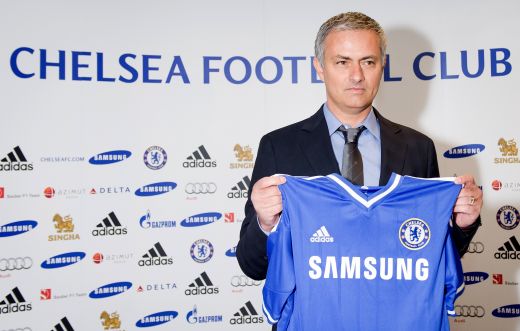 Mourinho face transferul verii in Premier League! Un atacant URIAS face orice sa ajunga la Chelsea! Ce jucator de 30 de milioane de lire aduc in locul lui Cavani:_1