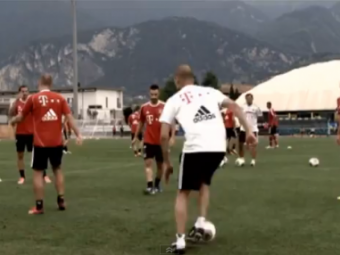 
	VIDEO Guardiola a mutat TIKI TAKA in Germania! Visul suprem: Bayern, cea mai TARE echipa din ISTORIE! Cum isi antreneaza vedetele:
