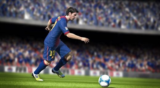 Surpriza pregatita de EA Sports! Un jucator devine un adevarat superstar si o ia pe urmele lui Ronaldinho si Rooney! Cine apare langa Messi pe coperta FIFA 14:_3