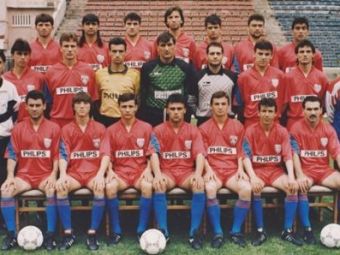 
	Prima echipa care a eliminat Steaua din preliminariile Ligii era un dream team fabulos: Petit, Thuram, Puel, Klinsmann, Djorkaeff, Enzo Scifo! Antrenor: Arsene Wenger!
