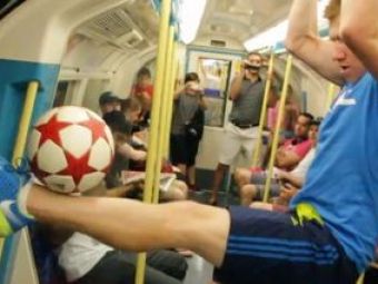 
	SHOW la metrou! Ce face un campion MONDIAL de Freestyle cand se plimba prin Londra! VIDEO
