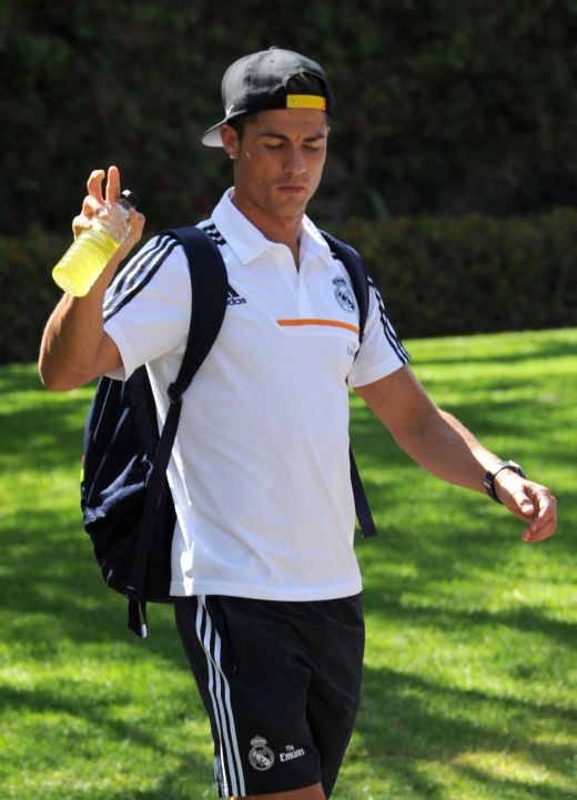 Potiunea SECRETA care l-a transformat in fotbalistul de 100 de milioane! Ronaldo s-a dat in sfarsit de gol :) De ce joaca asa: FOTO_4