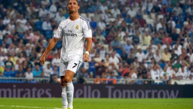 
	The Guardian: &quot;Cristiano Ronaldo le-a spus celor de la Man United ca se intoarce!&quot; CR7 il lasa pe Bale singur la Real! Ce anunta englezii:
