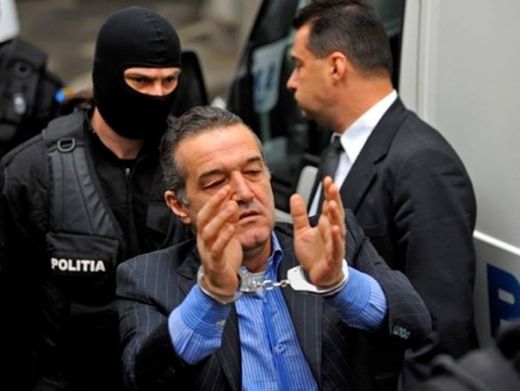 FOTO Becali a iesit in LACRIMI de la Inalta Curte! Patronul Stelei a primit o noua lovitura din partea judecatorilor! Cand afla noul verdict!_1