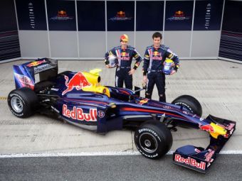 
	OFICIAL! El va fi colegul lui Vettel la Red Bull! Inlocuitorul lui Mark Webber a fost anuntat!
