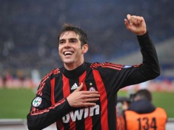 
	&quot;Mi-a redat bucuria de a juca fotbal!&quot; Kaka s-a reintors oficial la AC Milan! Ce promisiune le-a facut fanilor: 
