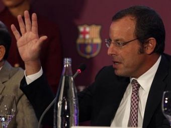 
	Afacere PERFECTA facuta de Barcelona! Catalanii s-au inteles pentru TREI super fotbalisti; Sandro Rosell confirma: &quot;Am platit deja banii&quot;
