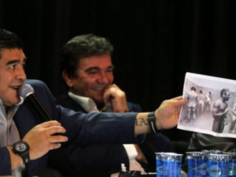 
	Maradona a ras cu LACRIMI de Pele: &quot;Se crede mare? Uitati-va al el, a fost cel mai mic!&quot; Gest scandalos al argentinianului:
