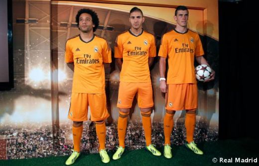 FOTO. Real isi schimba "look-ul"! Benzema i-a luat fata galacticului Bale cu noua sa frizura. Ce a declarat galezul la prezentarea noului echipament!_3