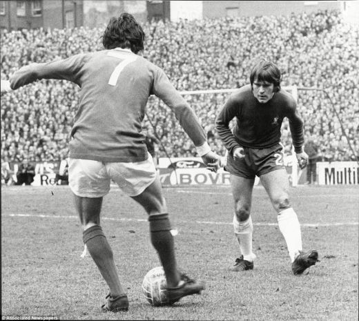 Fotbal, alcool si femei! 50 de ani de la debutul GENIULUI care si-a baut cariera! Pele si Maradona s-au inchinat in fata lui!_2