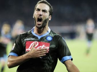 
	Avertisment! Risti enorm sa ti se faca pielea de gaina :) Momentul incredibil in care fanii lui Napoli au reactionat la golul lui Higuain: VIDEO

