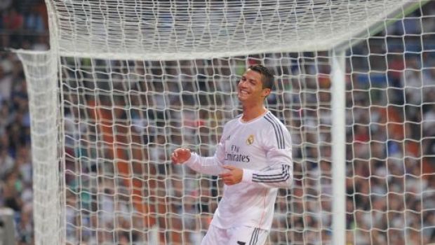 
	MAGIE, nebunie si CLASA! Ronaldo a reusit un gol senzational si un record pentru Real Madrid! VIDEO
