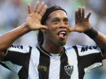 
	Momentele pentru care este considerat ZEU! Skill-ul lui Ronaldinho este INEGALABIL! Assist ca asta nu reusesti nici la FIFA: VIDEO :) 

