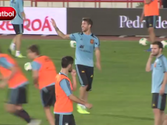 VIDEO &quot;Iarta-ma, n-am vrut sa te UMILESC!&quot; Gol GENIAL reusit de Sergio Ramos la antrenamentul Spaniei! Casillas, spectator!