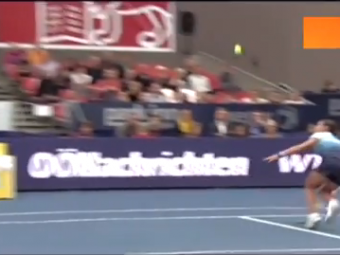 
	SENZATIONAL! Monica Niculescu a reusit lovitura anului in tenis! Lovitura devastatoare pentru adversara! VIDEO:

