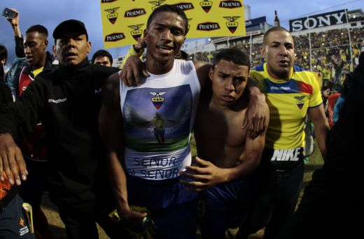 Gest SUPERB dupa o calificare istorica! Ecuadorul, aproape de a 3-a participare din istorie la un Campionat Mondial! Ce au facut jucatorii la finalul meciului cu Uruguay:_2