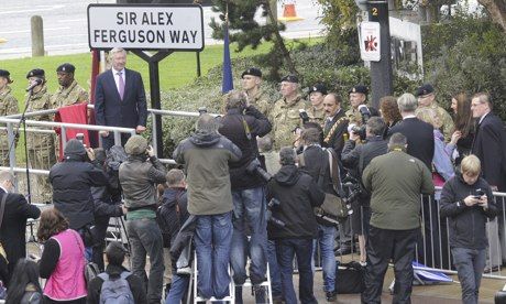 CE ONOARE: 'Sir Alex Ferguson' este numele unei strazi din Manchester! "Nu te astepti sa vezi asta cat esti in viata"_2