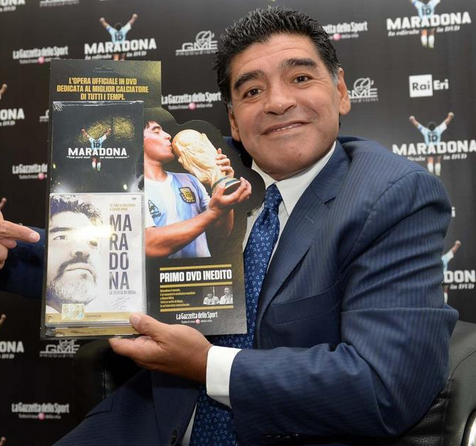 De 10 ani departe de BLANCA MUJER: "E cea mai mare realizare!" Maradona i-a innebunit azi pe italieni: "Vin sa antrenez Napoli dupa Benitez!"_10