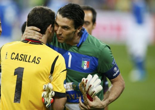 SOCUL minunat in Liga! 10 ani de magie, 10 ani de SUPER CLASA! Duelul Buffon - Casillas, cei mai tari portari din lume! FOTO:_7