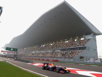 
	Sebastian Vettel pleaca de pe prima pozitie in Marele Premiu al Indiei! Pilotul german poate castiga duminica al 4-lea titlu consecutiv!
