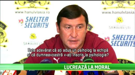 
	VIDEO Moldovan a gasit solutia pentru DEPRESIA echipei: s-a inscris la Facultatea de Psihologie: &quot;E o lume agitata!&quot;
