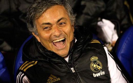 Ce se intampla cu Mourinho? Fanii cred ca a luat-o RAZNA: portughezul face TIKI TAKA la Chelsea! Statistica meciului cu Schalke:_4