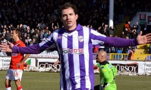 
	Veste excelenta pentru Piturca: Stancu, gol in cel mai nebun meci din Turcia! Romanul e golgheter la noua sa echipa! A marcat la 0-2! Cat s-a terminat:
