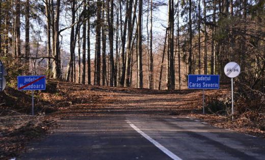 "Dorele, hai ca ai facut-o de oaie" :) Acesta este drumul din Romania unde NU TREBUIE sa ajungi! Vezi ce se intampla:_1