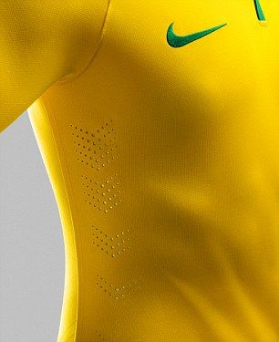 Brazilia are un nou echipament pentru Campionatul Mondial! Cum se vor imbraca vedetele lui Scolari la turneul final:_3