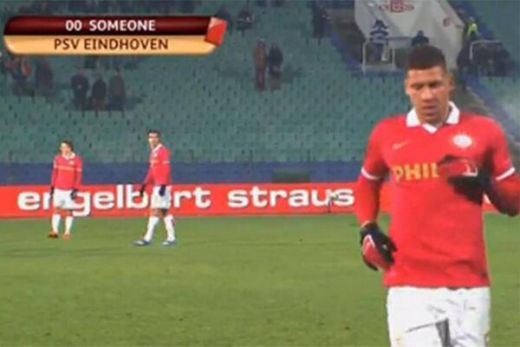Gafa serii in Europa League a fost facuta de un bulgar dezorientat :)) Ce s-a vazut pe grafica televiziunii care a produs meciul lui PSV: "Rosu pentru Cutarescu'"_1