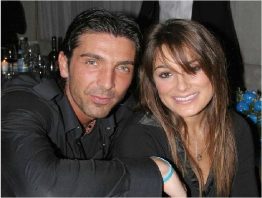 Probleme pentru Buffon! Capitanul lui Juventus DIVORTEAZA la doi ani de la nunta! Motivul pentru care a fost parasit de sotie!_2