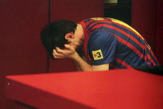 
	Barcelona e IN AER! Spaniolii vad sfarsitul TIKI-TAKA dupa mari probleme in vestiar! Messi e cerut de URGENTA langa echipa! Situatia fara precedent:

