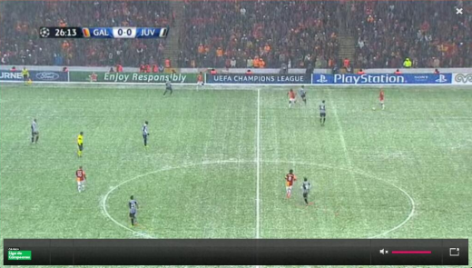 '31 Galatasaray 0-0 Juventus! Terenul a fost acoperit cu zapada in doar 10 de minute! Meciul a fost AMANAT pentru miercuri! FOTO_8