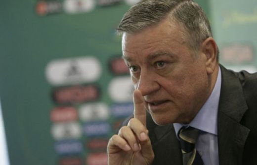
	BOMBA secolului in fotbalul din Romania! Mircea Sandu vrea sa demisioneze in 5 zile! Scenariul nebun de la FRF:
