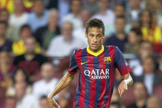 Neymar s-a facut de RAS dupa un hat-trick MAGIC! "Ce fata are, papagalul!" :) Fanii au ras de costumatia lui! Pe cine a imitat! FOTO_1