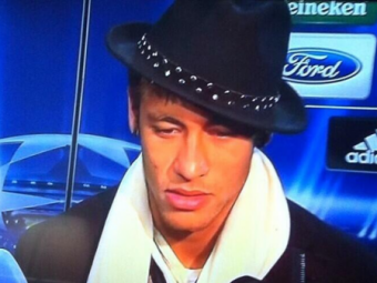 
	A &#39;rupt&#39; moda! :) Schimbare la Barca: iese Neymar, intra Michael Jackson! Cum a aparut brazilianul dupa meciul cu Celtic! SUPERFOTO:
