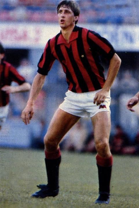 Cruyff a fost HUIDUIT la singurul sau meci jucat la AC Milan! Cum a ratat transferul si si-a platit inapoi datoria in fata suporterilor:_2