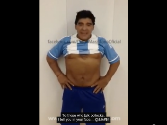 
	Maradona, mesaj incredibil de Anul Nou: &quot;Pentru toti cei care ma irita, am o vorba sa le spun: Imi sug*ti...!&quot; VIDEO:
