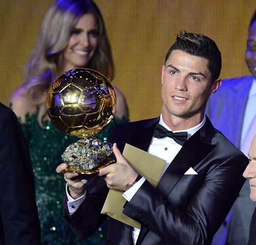 LIVEBLOG #BalonulDeAur | Cristiano Ronaldo a castigat Balonul de Aur pentru a 2-a oara in cariera: "Il dedic lui Eusebio!" Ibra a castigat trofeul Puskas_25