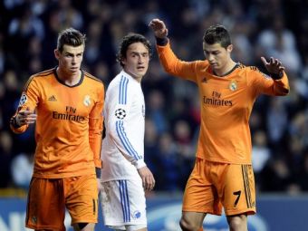 
	&quot;Cristiano, da-te la o parte! Lasa-ma sa dau gol!&quot; Ronaldo nu l-a lasat pe Gareth Bale sa dea gol cu Osasuna :)) Vezi faza VIDEO din meciul de aseara:
