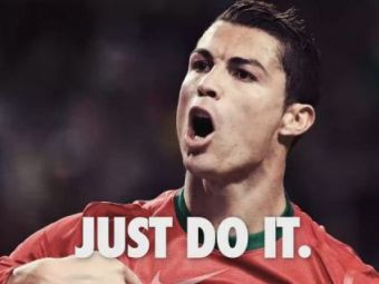 
	FABULOS! Cel mai tare VIDEO cu Ronaldo dupa ce a luat Balonul de Aur! Are doar 15 secunde, dar a strans 360.000 de LIKE-uri!

