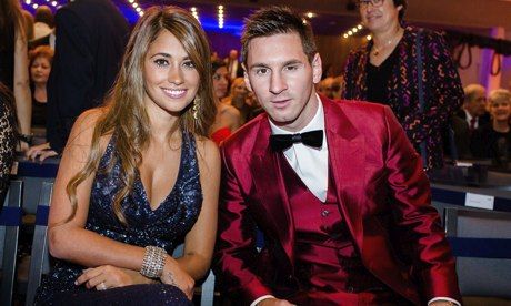 La Steaua se ascund 2 fani INRAITI ai lui Ronaldo! Unul dintre ei a facut misto de Messi: "S-a luat dupa mine cu costumul ala" FOTO :)_2